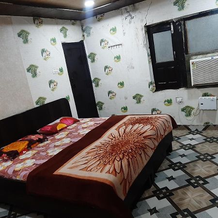 Shri Haridas Dham Mathura Dış mekan fotoğraf