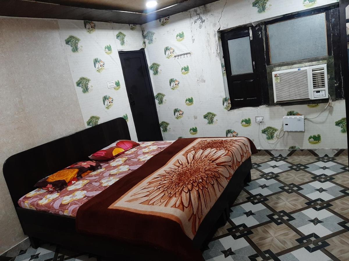 Shri Haridas Dham Mathura Dış mekan fotoğraf